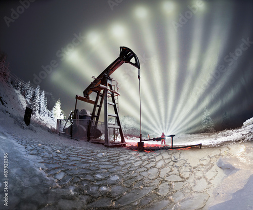 Oil production in the winter on Mount Synechka