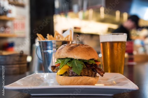 Obraz na płótnie Burger with beer and fries w salonie
