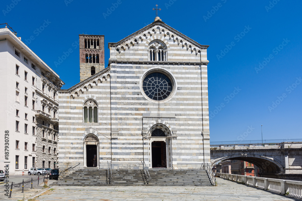 Fototapeta premium Saint Stephen Church in Genoa