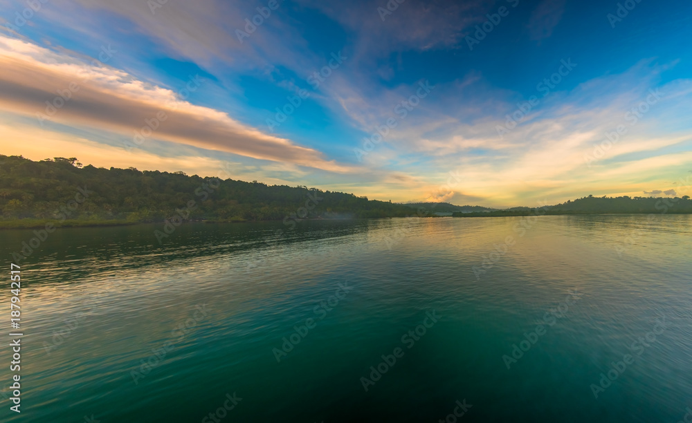 Obraz premium beautiful of landscape sunset and sunrise in around of Mentawai island