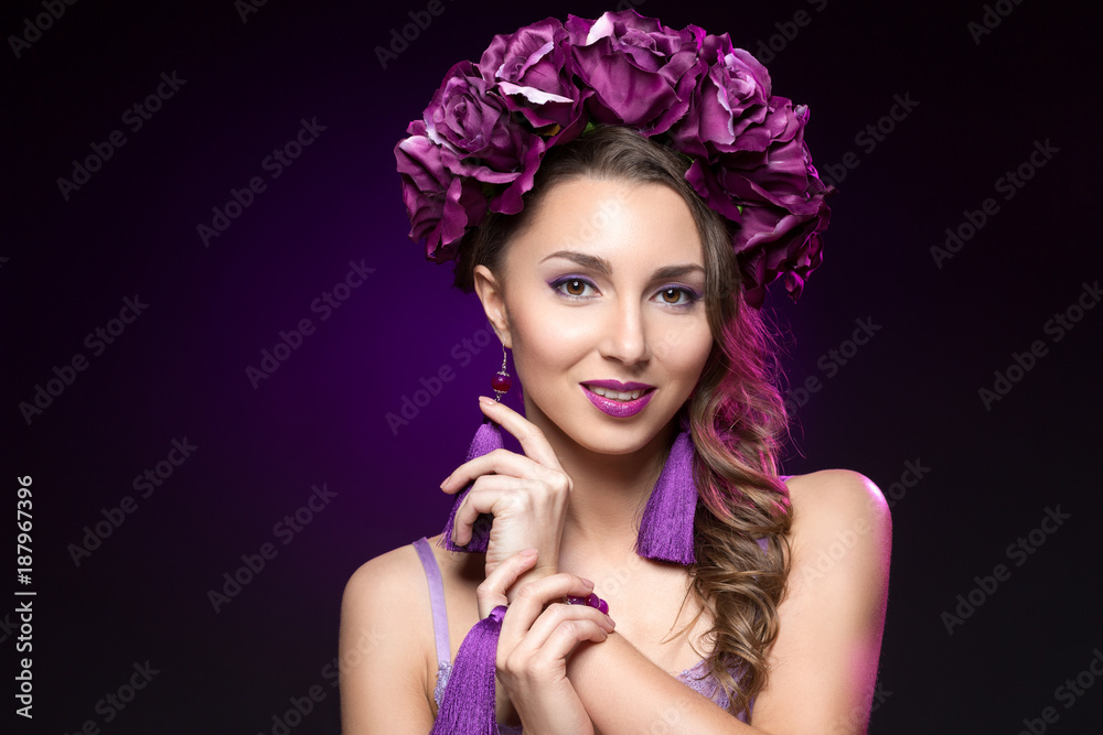 Naklejka premium beautiful girl with purple makeup and flowers
