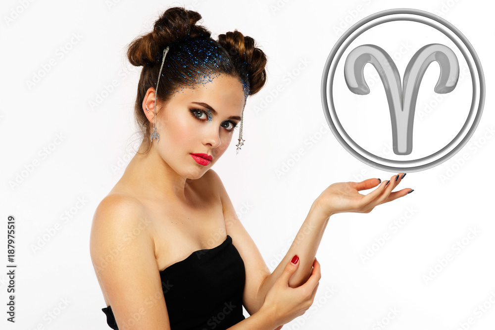 Girl with original makeup and hair looks like an Aries zodiac sign foto de  Stock | Adobe Stock