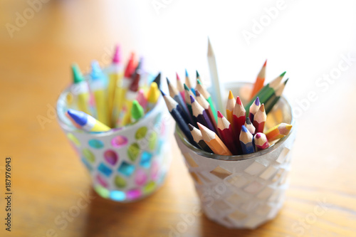 色鉛筆とクレヨン