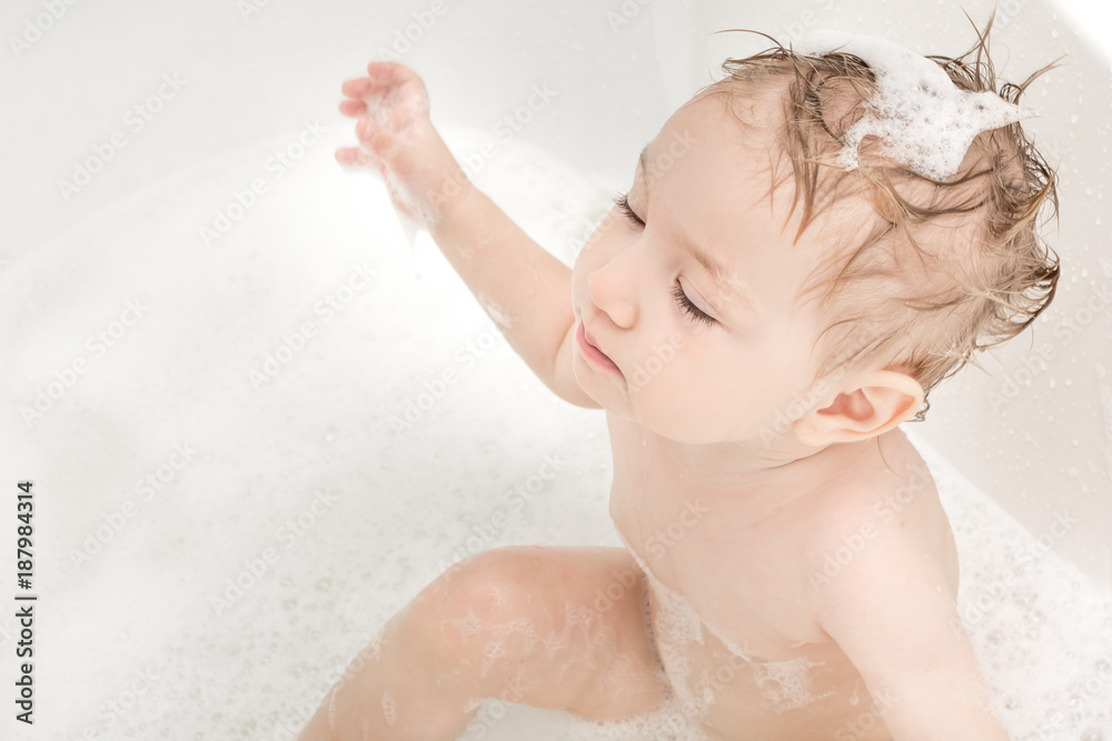 Baby 2024 girl bathing