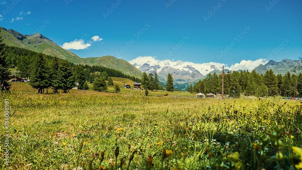 Gorgeous mountainscape in Summer, North Italy - Letterbox