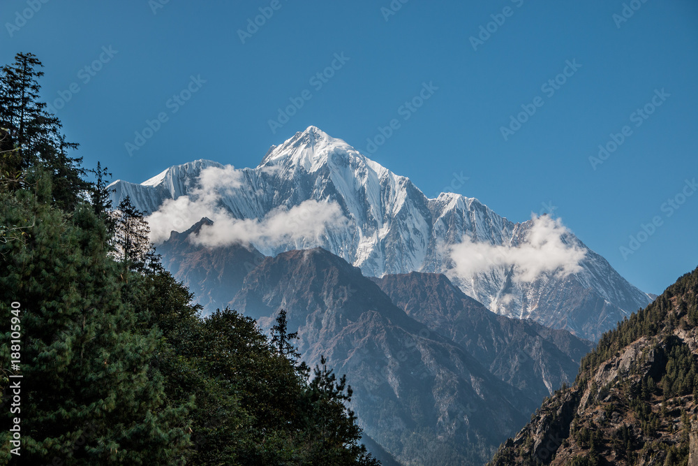 Manaslu peak