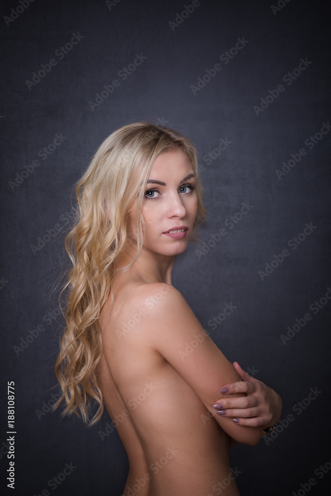 Fototapeta premium beautiful blonde girl