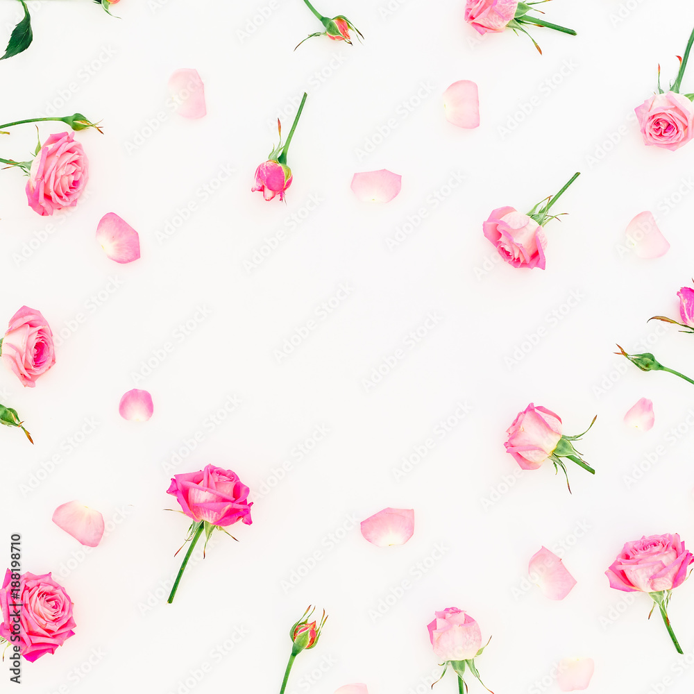 Obraz premium Floral round frame with pink roses buds and petals on white background. Flat lay, Top view. Roses flower texture.