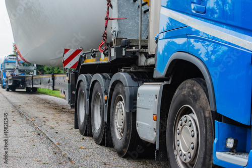 Wind energy, heavy transport of rotor blades