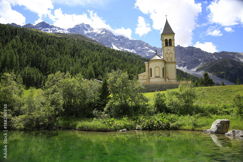 Kapelle St. Gertraud in Sulden mit Ortler Massiv, Südtirol, Italien, Europa