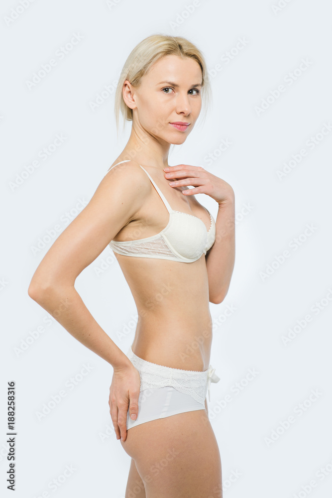 Obraz premium Snap Blonde Woman in white underwear