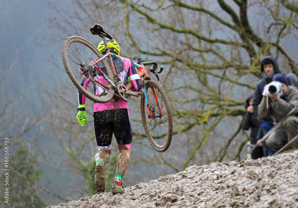Fototapeta premium ciclocross competición barro 4M0A4577-f18
