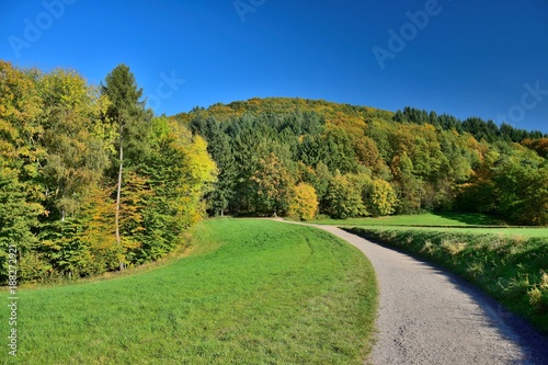 Landschaft zwischen Ursenbach und Oberflockenbach im Odenwald 