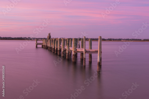 Fototapeta Naklejka Na Ścianę i Meble -  Pier Sunset