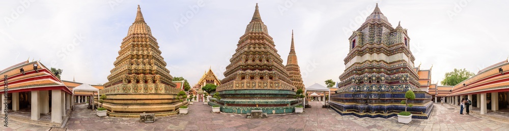 360 Panorama of Wat Phra Chettuphon Wimon Mangkhalaram Ratchaworamahawihan (Wat Pho) / Circle panorama of Wat Pho public landmark of Bangkok 360 Panorama of Wat Phra Chettuphon Wimon Mangkhalaram Ratchaworamahawihan (Wat Pho) / Circle panorama of Wat Pho public landmark of Bangkok