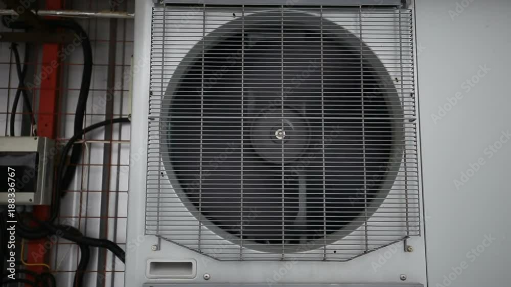 Air water heat pump in winter