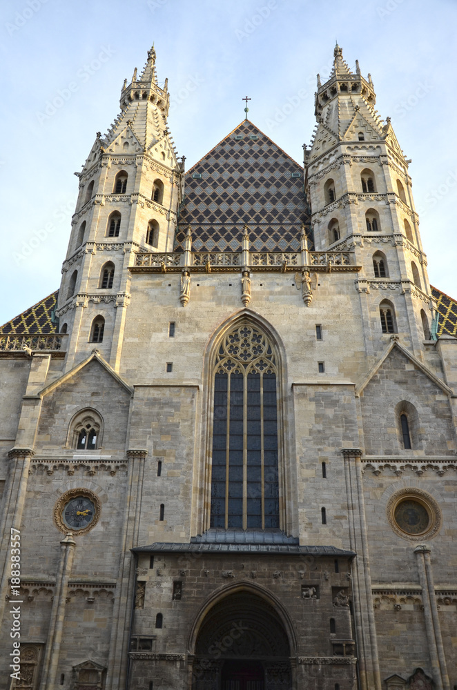 Facciata del Duomo di Vienna