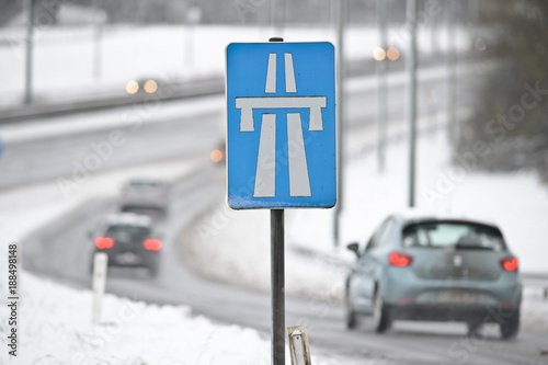 neige route autoroute auto voiture sel circulation