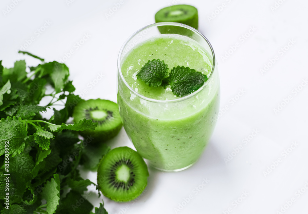 Green fresh smoothies with kiwi and mint Green fresh smoothies with kiwi and mint