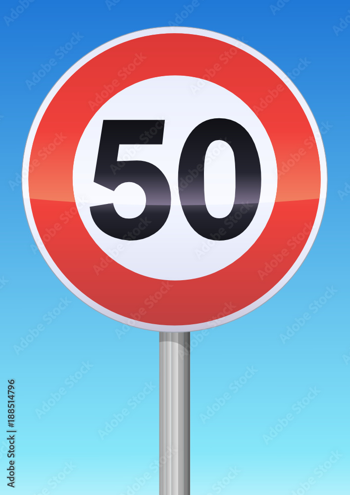 Panneau de limitation de vitesse à 50 sur ciel bleu Panneau de limitation de vitesse à 50 sur ciel bleu