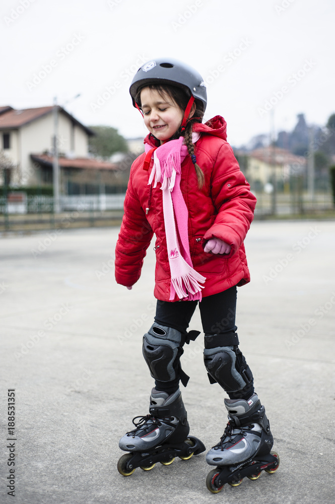 little girl learns to skate with rollerblading little girl learns to skate with rollerblading