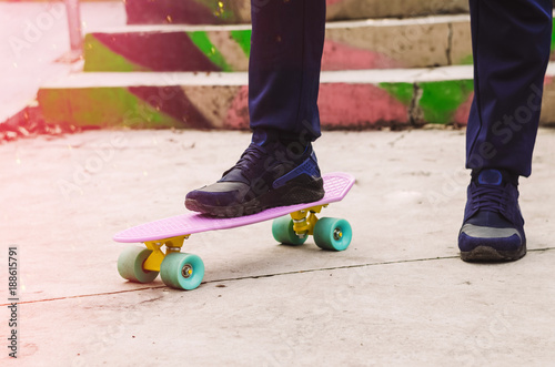 penny board. hobbies and sports. feet on a penny board. spot site