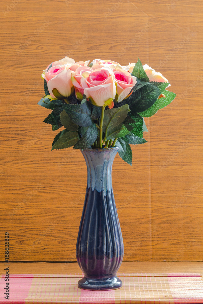 Fototapeta premium pink rose in vaee still life art concept