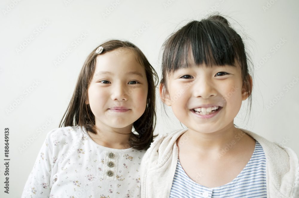 小学生の女の子 小学生の女の子