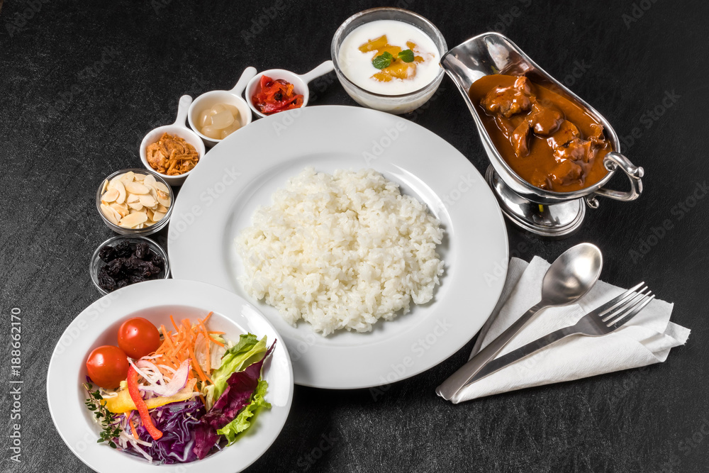 典型的なカレーライス Curry and rice 典型的なカレーライス Curry and rice