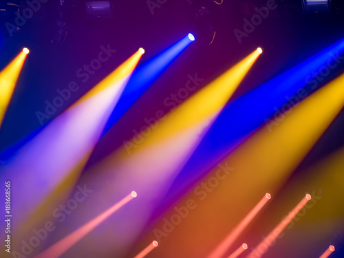 Bühnenbeleuchtung, Partylicht © EKH-Pictures