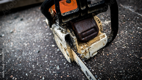 Wallpaper Mural Chainsaw Torontodigital.ca