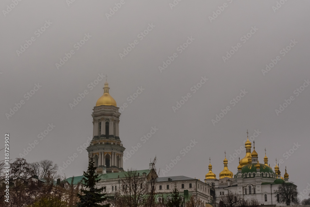 Obraz premium View on a buildings of the Kiev Pechersk Lavra