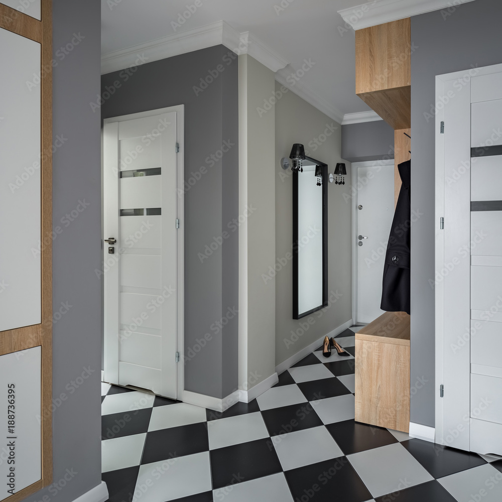 Home with chess floor tiling Home with chess floor tiling