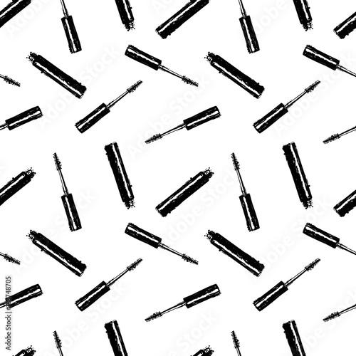 Hand drawn seamless mascara pattern. Contrasty glamour fashion sketch in vogue style. Isolated elements on white background