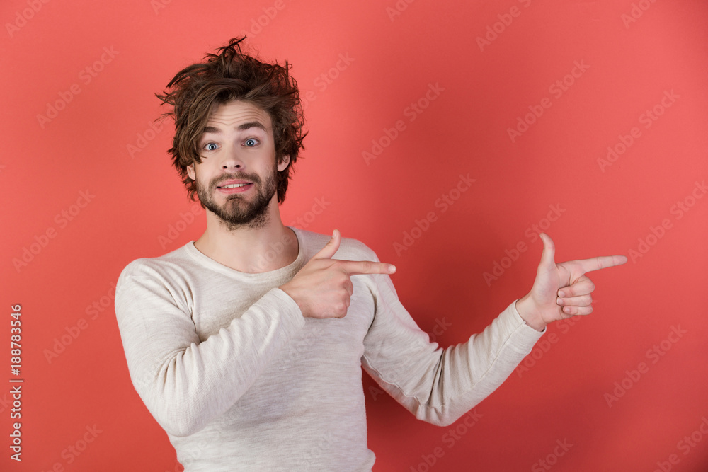 Insomnia, energy, single with uncombed hair.