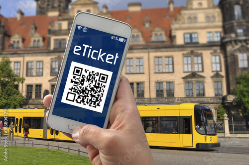 Smartphone mit E Ticket ÖPNV photo