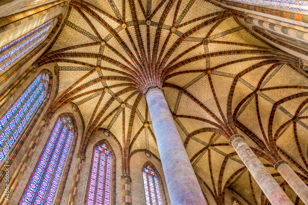 Toulouse, France - November 16, 2017 Beautiful XIII century Church in palm tree of the Jacobins in Toulouse, France. Toulouse, France - November 16, 2017 Beautiful XIII century Church in palm tree of the Jacobins in Toulouse, France.