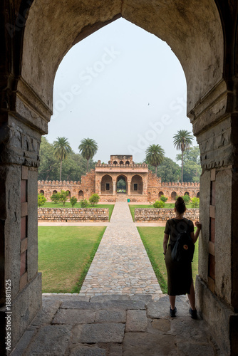 Woman in front fo Isa Khan's Tomb at Humayuns Tomb in Delhi, India