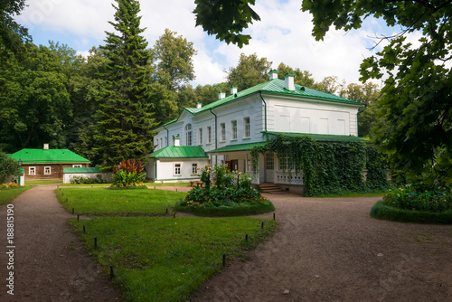 House of Leo Tolstoy in the estate of Count Leo Tolstoy in Yasnaya Polyana in September 2017. © Konstantin