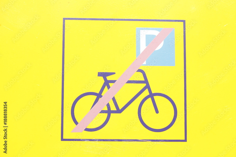 Alu-Schild 'Fahrräder Abstellen Verboten!' – 150x200mm, Geprägt