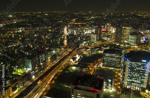 横浜 夜景 みなとみらいと横浜駅方面