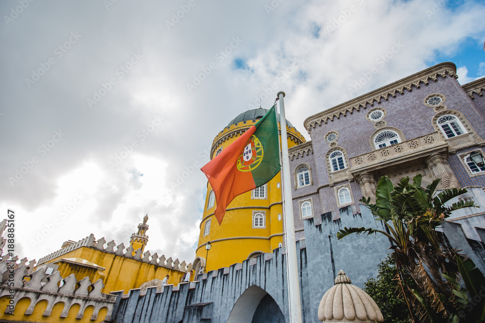 Obraz premium sintra old pena palace portugal