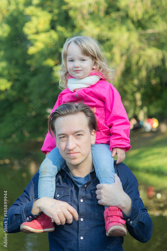 Fototapeta premium Dad and daughter