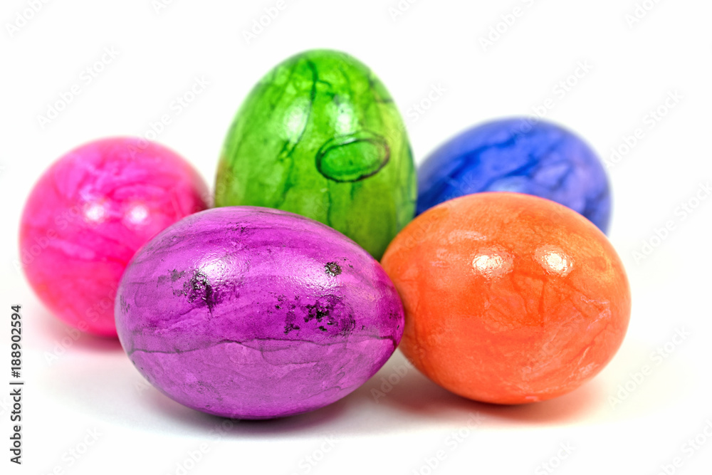 Bunte Ostereier, gefärbte Hühnereier Bunte Ostereier, gefärbte Hühnereier