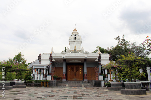 The Thai (Theravada) Buddhist Temple in Semarang, Indonesia © leodaphne