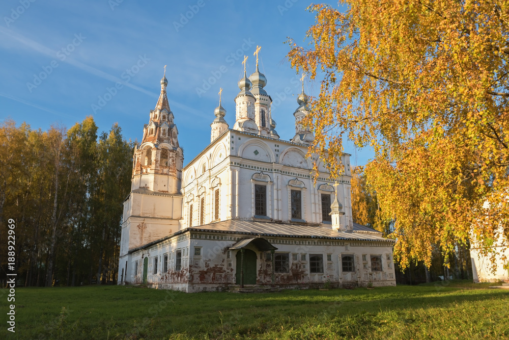 View of the  Savior - Transfiguration Churchon on Komsomolskaya Square in fall, Veliky Ustyug, Russia