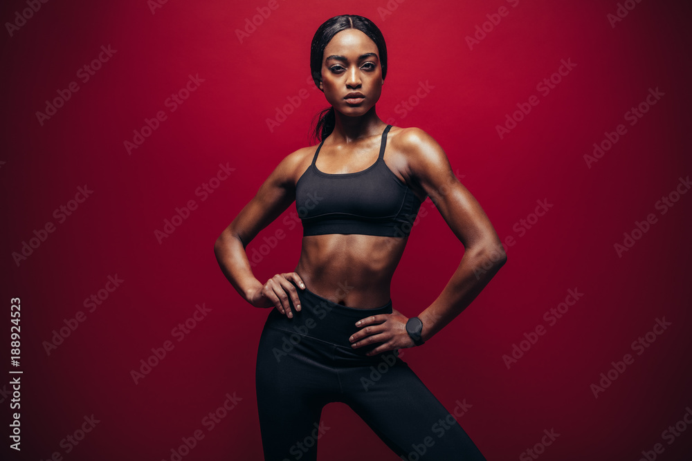 Obraz premium Healthy african woman with perfect body
