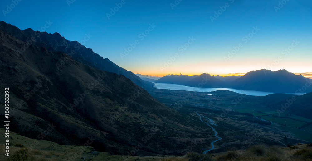 Naklejka premium Mountains and Valleys of New Zealand