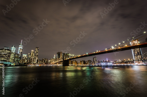 Manhattan skyline by night © Dennis