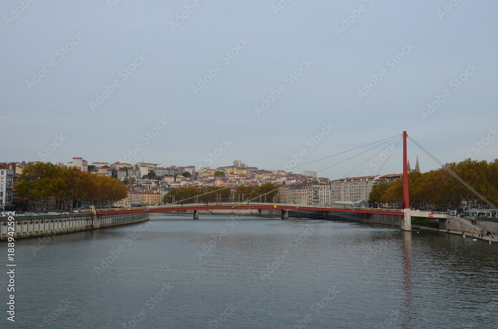 Passerelle du Palais de Justice de Lyon Passerelle du Palais de Justice de Lyon